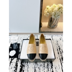 Chanel Flat Shoes